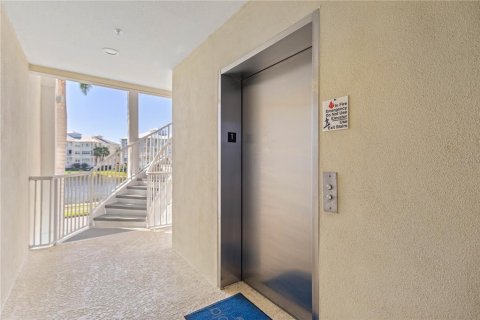 Condo in Bradenton, Florida, 3 bedrooms  № 2122828 - photo 2
