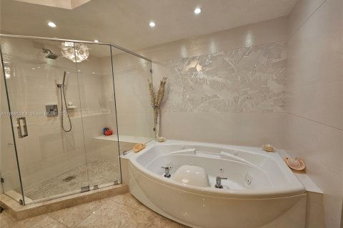 Copropriété à louer à Aventura, Floride: 3 chambres, 304.16 m2 № 1979493 - photo 11