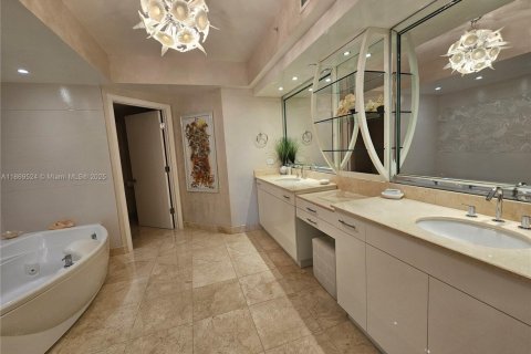 Copropriété à louer à Aventura, Floride: 3 chambres, 304.16 m2 № 1979493 - photo 12