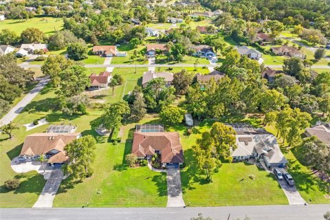 Villa ou maison à vendre à Spring Hill, Floride: 3 chambres, 165.46 m2 № 2386685 - photo 2