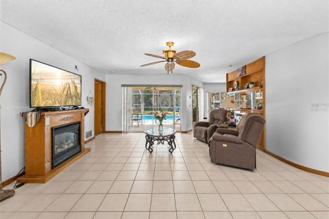 Villa ou maison à vendre à Spring Hill, Floride: 3 chambres, 165.46 m2 № 2386685 - photo 8