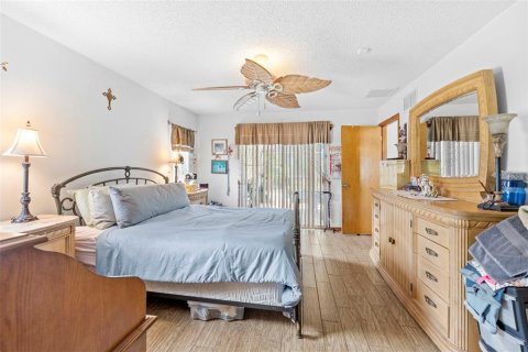 Villa ou maison à vendre à Spring Hill, Floride: 3 chambres, 165.46 m2 № 2386685 - photo 21