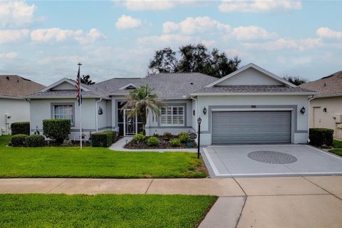 Casa en Leesburg, Florida 3 dormitorios, 170.75 m2 № 2342263