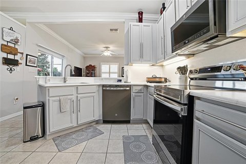 Villa ou maison à vendre à Leesburg, Floride: 3 chambres, 170.75 m2 № 2342263 - photo 8