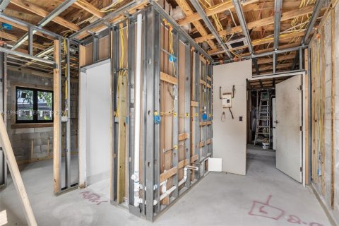 Купить виллу или дом в Форт-Лодердейл, Флорида 5 спален, 76.64м2, № 2064157 - фото 27