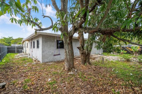 Купить виллу или дом в Форт-Лодердейл, Флорида 5 спален, 76.64м2, № 2064157 - фото 22