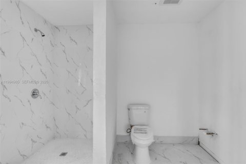 Купить виллу или дом в Форт-Лодердейл, Флорида 5 спален, 76.64м2, № 2064157 - фото 29