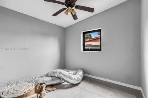 Купить виллу или дом в Форт-Лодердейл, Флорида 5 спален, 76.64м2, № 2064157 - фото 13