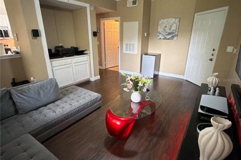Condominio en venta en Orlando, Florida, 1 dormitorio, 79.34 m2 № 2156368 - foto 4