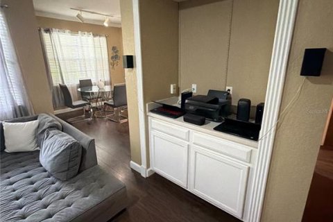 Condominio en venta en Orlando, Florida, 1 dormitorio, 79.34 m2 № 2156368 - foto 5