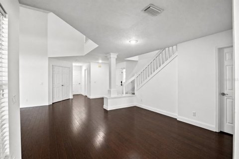 Touwnhouse à vendre à Orlando, Floride: 3 chambres, 223.06 m2 № 2399568 - photo 14
