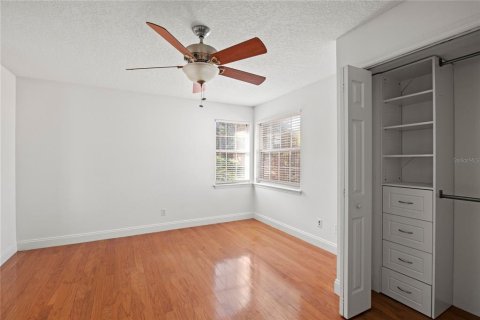 Touwnhouse à vendre à Orlando, Floride: 3 chambres, 223.06 m2 № 2399568 - photo 17
