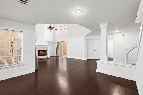 Touwnhouse à vendre à Orlando, Floride: 3 chambres, 223.06 m2 № 2399568 - photo 13