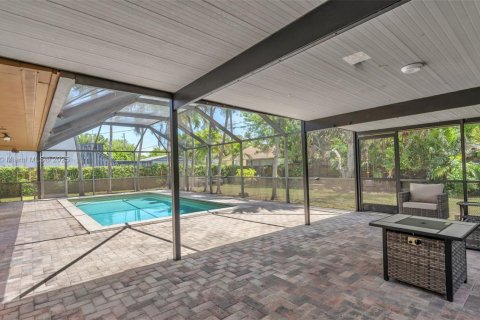 House in Cutler Bay, Florida 3 bedrooms, 101.45 sq.m. № 1660905 - photo 4