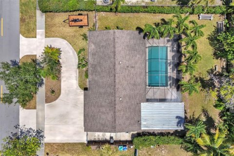 House in Cutler Bay, Florida 3 bedrooms, 101.45 sq.m. № 1660905 - photo 21