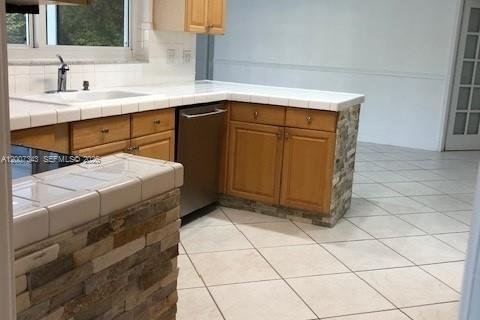 House in Miami, Florida 3 bedrooms, 218.13 sq.m. № 2170817 - photo 11