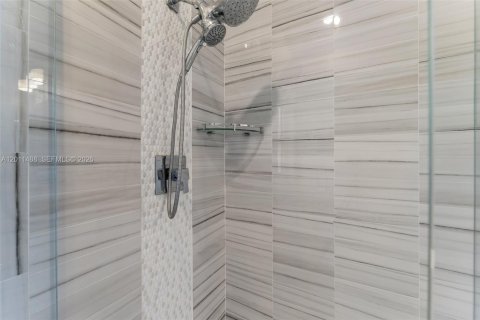 Снять в аренду виллу или дом в Юпитер, Флорида 5 спален, 316.15м2, № 2075187 - фото 18