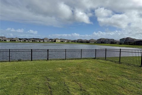 Villa ou maison à louer à Kissimmee, Floride: 5 chambres, 256.78 m2 № 2406454 - photo 13