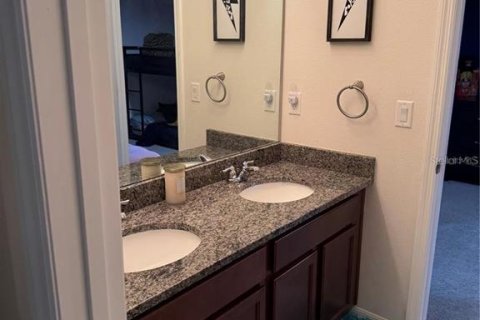Villa ou maison à louer à Kissimmee, Floride: 5 chambres, 256.78 m2 № 2406454 - photo 7