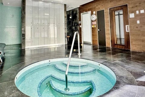 Copropriété à vendre à Miami, Floride: 1 chambre, 68.56 m2 № 2022794 - photo 12