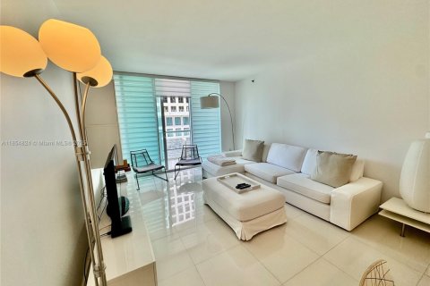 Copropriété à vendre à Miami, Floride: 1 chambre, 68.56 m2 № 2022794 - photo 3