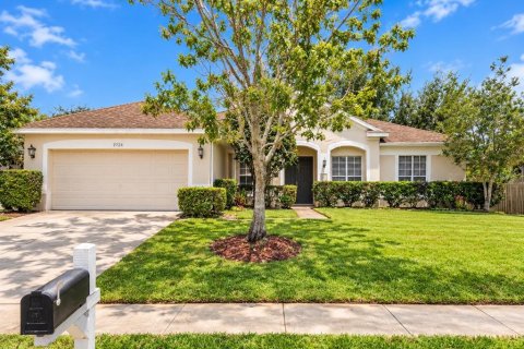 Villa ou maison à Oviedo, Floride 4 chambres, 207.36 m2 № 2416925