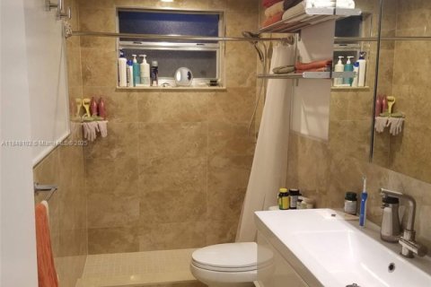 Copropriété à louer à Miami, Floride: 1 chambre, 104.52 m2 № 1849303 - photo 8