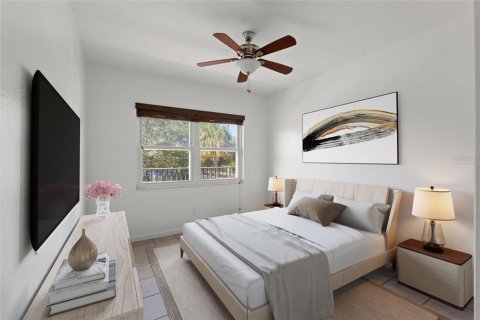 Condo in Saint Petersburg, Florida, 2 bedrooms  № 1819104 - photo 19