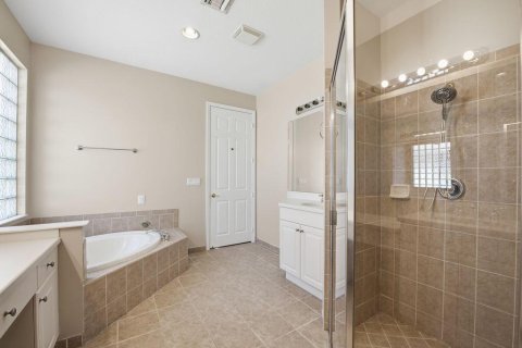 Casa en venta en Port St. Lucie, Florida, 3 dormitorios, 202.71 m2 № 2087497 - foto 14