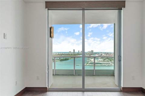 Copropriété à vendre à Miami, Floride: 2 chambres, 146.32 m2 № 2069932 - photo 17