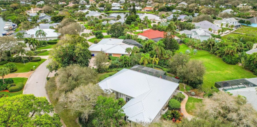 Casa en Vero Beach, Florida 3 dormitorios, 195.65 m2 № 1188833