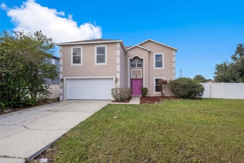 House in Poinciana, Florida 4 bedrooms, 259.85 sq.m. № 2391439 - photo 23