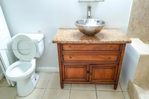 Condominio en venta en Boynton Beach, Florida, 2 dormitorios, 80.27 m2 № 1950660 - foto 10