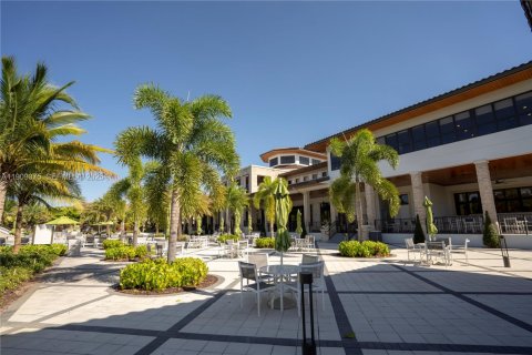 Touwnhouse à louer à Doral, Floride: 4 chambres, 163.23 m2 № 1982023 - photo 16