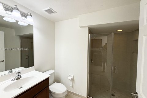 Touwnhouse à louer à Doral, Floride: 4 chambres, 163.23 m2 № 1982023 - photo 9