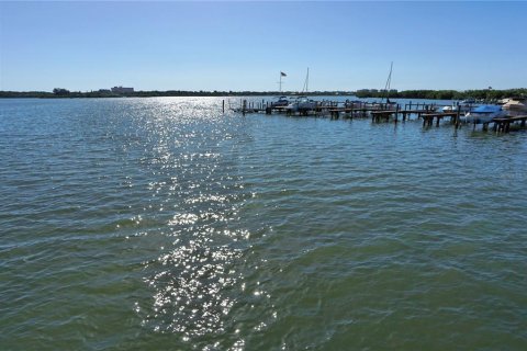 Condo in Sarasota, Florida, 2 bedrooms  № 1561369 - photo 24