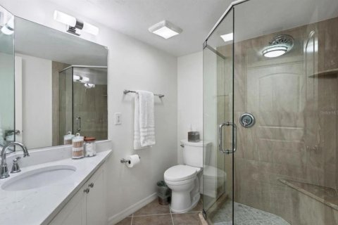 Condo in Sarasota, Florida, 2 bedrooms  № 1561369 - photo 25