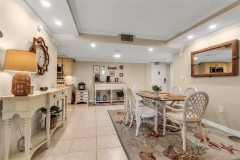 Condo in Bradenton, Florida, 2 bedrooms  № 1563738 - photo 16