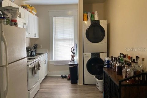 Immobilier commercial à louer à Tampa, Floride: 157.93 m2 № 2099008 - photo 8