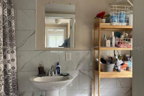 Immobilier commercial à louer à Tampa, Floride: 157.93 m2 № 2099008 - photo 15