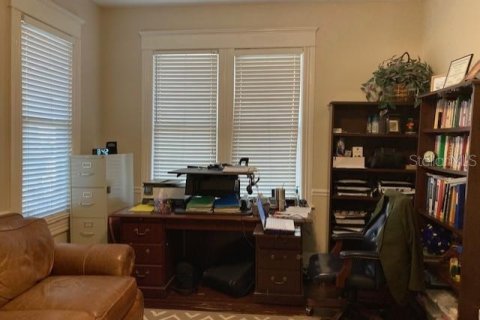 Immobilier commercial à louer à Tampa, Floride: 157.93 m2 № 2099008 - photo 3