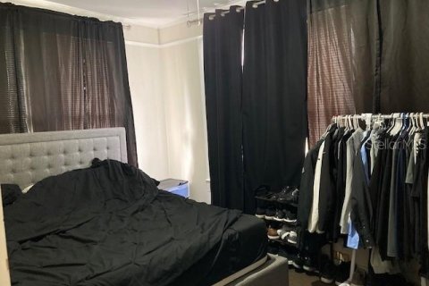 Immobilier commercial à louer à Tampa, Floride: 157.93 m2 № 2099008 - photo 10