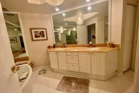 Copropriété à vendre à Highland Beach, Floride: 3 chambres, 185.8 m2 № 2147027 - photo 17