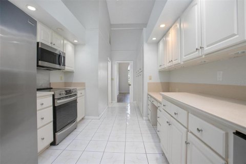 House in Daytona Beach, Florida 4 bedrooms, 235.32 sq.m. № 1914814 - photo 12