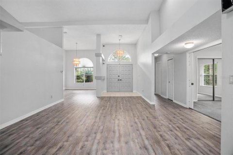 House in Daytona Beach, Florida 4 bedrooms, 235.32 sq.m. № 1914814 - photo 8