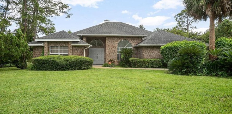 House in Daytona Beach, Florida 4 bedrooms, 235.32 sq.m. № 1914814