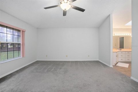 House in Daytona Beach, Florida 4 bedrooms, 235.32 sq.m. № 1914814 - photo 18