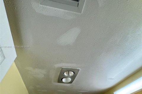 Купить кондоминиум в Уэст-Палм-Бич, Флорида 1 спальня, 52.95м2, № 2033650 - фото 13