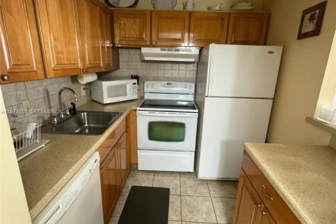 Купить кондоминиум в Уэст-Палм-Бич, Флорида 1 спальня, 52.95м2, № 2033650 - фото 21