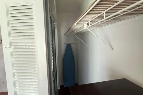 Купить кондоминиум в Уэст-Палм-Бич, Флорида 1 спальня, 52.95м2, № 2033650 - фото 8